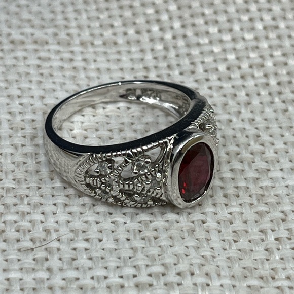 Vintage 925 Sterling Silver Red Oval Ring - Size 6, 4.1g - Picture 11 of 17